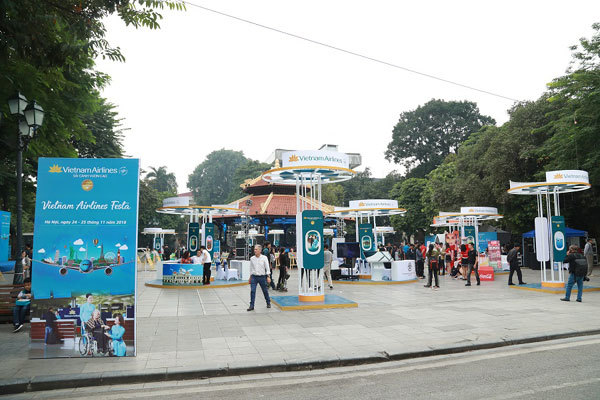 Vietnam Airlines Festa thu hút người dân Thủ đô dịp cuối tuần