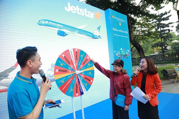 Vietnam Airlines Festa thu hút người dân Thủ đô dịp cuối tuần