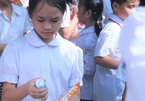 Học sinh Hà Nội bắt đầu uống Sữa học đường từ ngày 1/1/2019