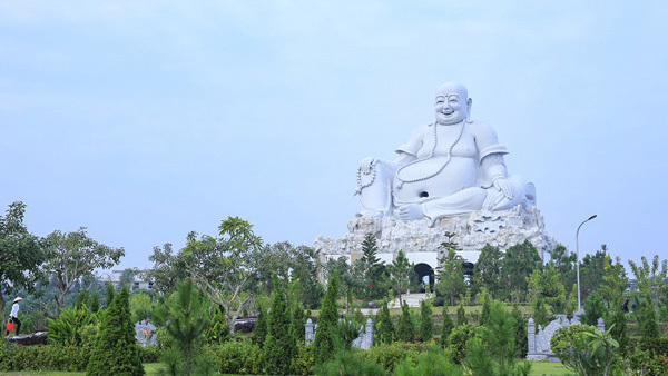 Khánh thành tượng Phật Di Lặc lớn nhất miền Bắc