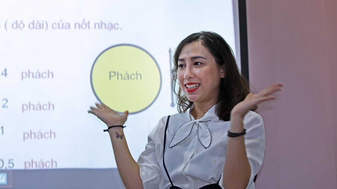 Giáo viên yêu nghề, giáo dục suôn sẻ