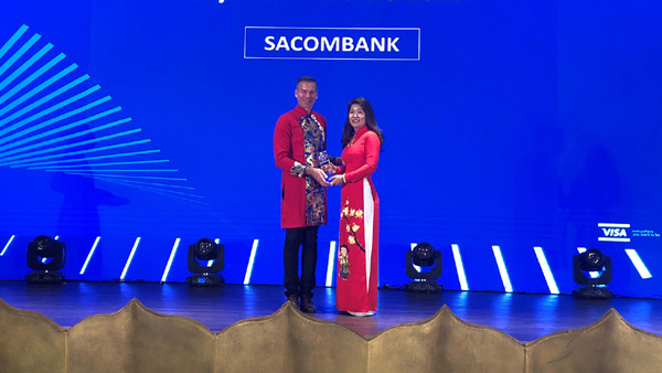 Sacombank nhận giải thưởng quốc tế về hoạt động thẻ