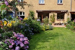 Ở bên người yêu vẫn ám ảnh cảm xúc của tình cũ