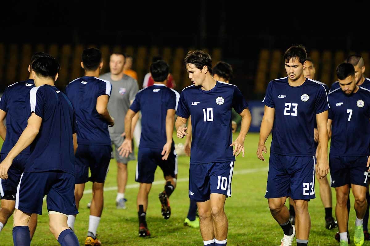 Philippines đòi thắng Việt Nam: Đừng 'ăn mày dĩ vãng'!