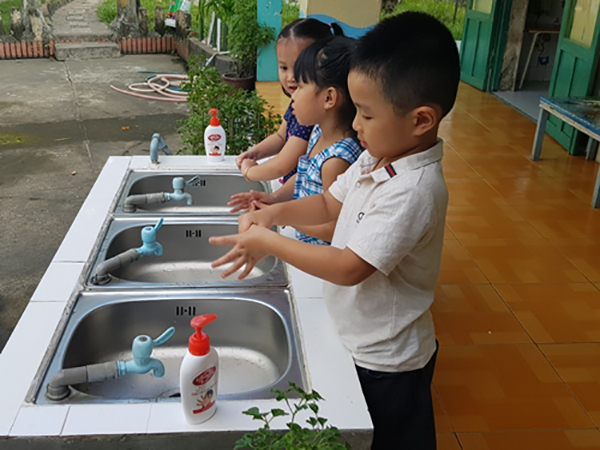 Đối phó nguy cơ ‘bão’ nhiễm khuẩn sau bão Usagi