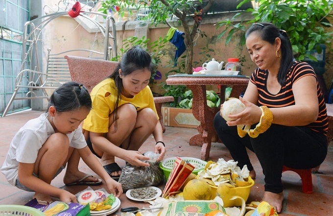Gia đình cầu thủ Duy Mạnh mở tiệc xem trận bán kết AFF Cup 2018