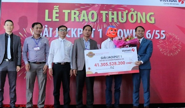 Trên đường về quê, mua Vietlott độc đắc 41 tỷ đồng