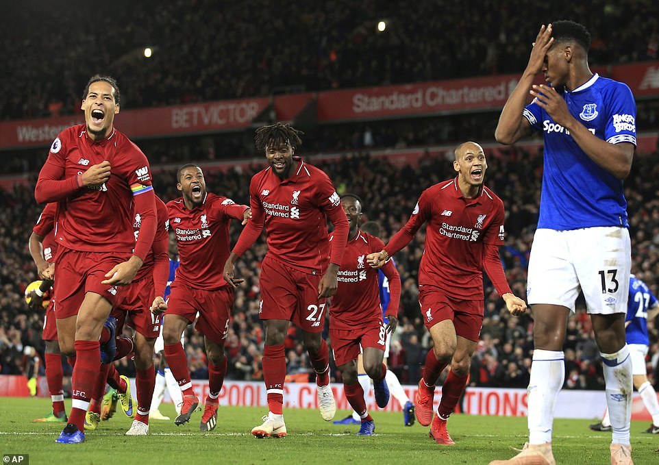 Liverpool thắng nghẹt thở Everton phút bù giờ