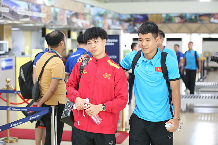 Tuyển Việt Nam tức tốc sang Malaysia đá chung kết AFF Cup