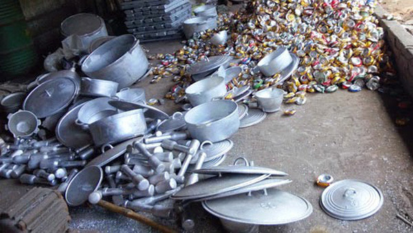 Ẩn họa không ngờ từ đồ nấu bếp