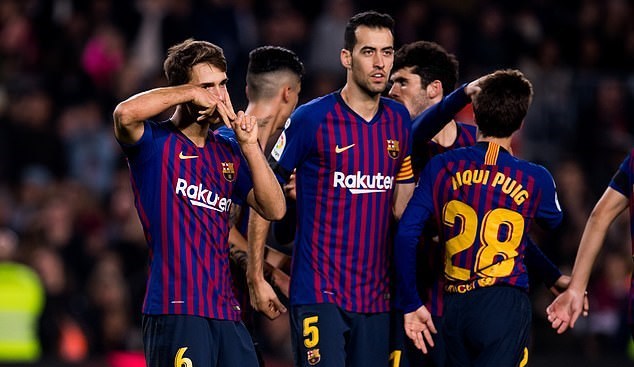 Barcelona dễ dàng thắng 