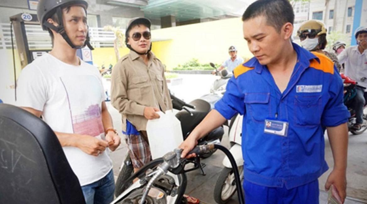 Ngay phút giây đầu tiên 2019: Giá xăng dầu giảm mạnh