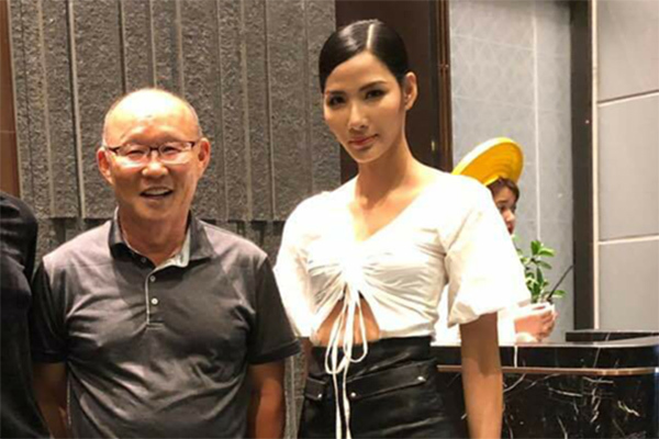 Sao Việt, Tin sao Việt, Tin tức sao Việt, Hoa hậu Kiều Ngân thả thính, Hoa hậu Kiều Ngân, Diễn viên thúy ngân trung dũng, Noo Phước Thịnh ủng hộ tuyển Việt