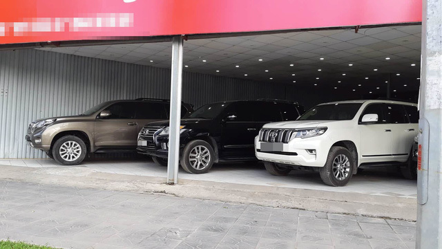 Lexus, Mercedes: Hàng lướt bị 'thất sủng', mất giá đau đớn
