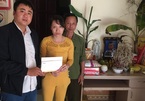 Trao hơn 20 triệu đồng đến gia đình bé Minh Khang