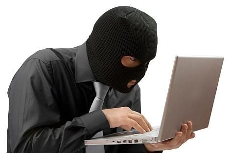Lấy cắp laptop, tên trộm nhắn tin hỏi “Có cần gửi lại tài liệu học không”