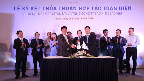 Crystal Bay cùng Bảo Việt chăm sóc y tế miễn phí cho khách