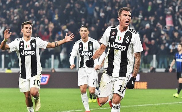 Đánh gục Inter, Juventus lập kỷ lục đáng nể