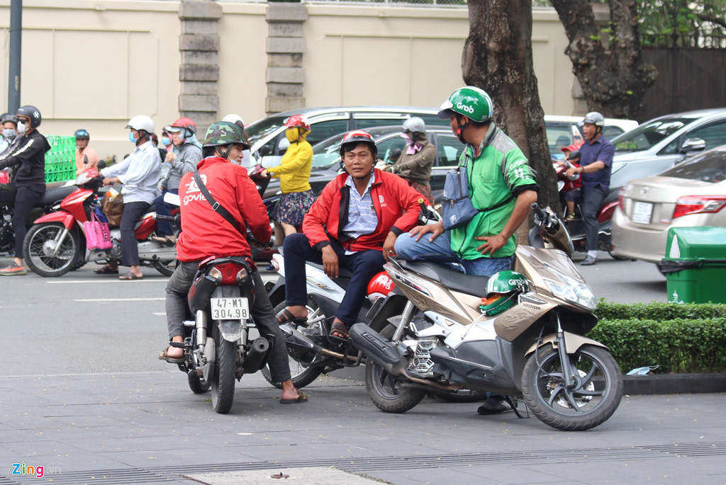 Grab, Go-Viet, Vinasun và một năm biến động của thị trường gọi xe