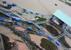 Quảng Nam: 'Đứt ruột' nhìn 60 tấn cá bị lụt cuốn trôi ra sông