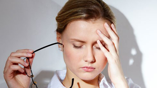 Chủ quan với cơn đau đầu bạn có nguy cơ đột quỵ ở tuổi 20