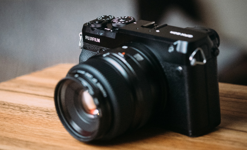 Fujifilm ra mắt máy ảnh không gương lật GFX 50R giá hơn 100 triệu đồng