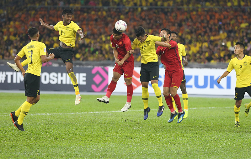 Việt Nam 2-2 Malaysia: May chung kết AFF Cup còn có lượt về!