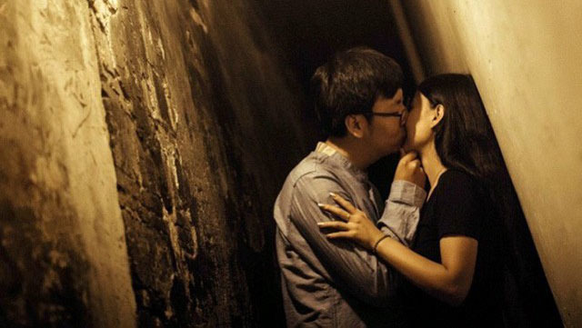 Chồng mình không ngoại tình, chỉ là anh yêu người khác...