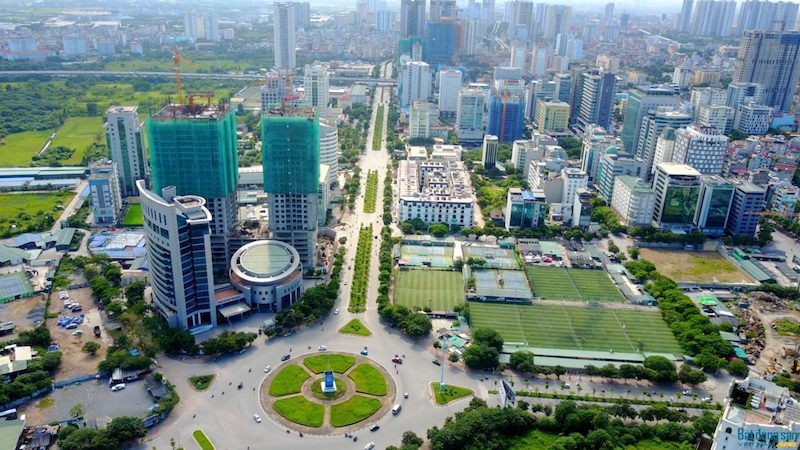 Chuyên gia nói thẳng: Siết tín dụng bất động sản là hợp lý