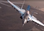'Chim sắt' MiG-35 nhào lộn, ôm cua ngoạn mục