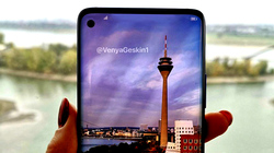Galaxy S10 lộ giá khiến fan Samsung 'choáng' Galaxy S10 lộ giá khiến fan Samsung 'choáng'