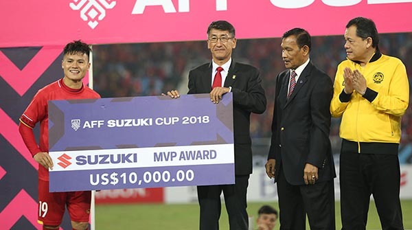 Việt Nam vô địch, Quang Hải xuất sắc nhất AFF Cup 2018
