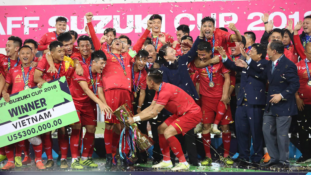 Image result for aff cup 2018 viá»t nam vÃ´ Äá»ch