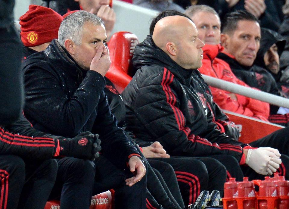 Mourinho sớm muộn cũng bị sa thải, Morata muốn gia nhập Milan