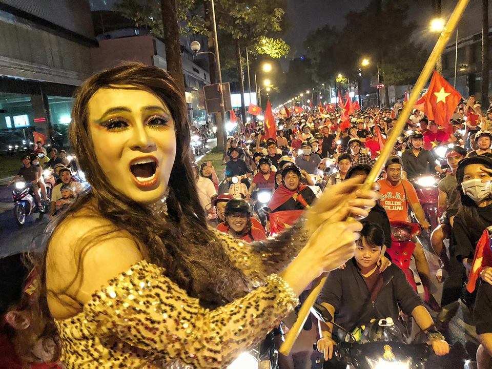 Sao Việt, Tin sao Việt, Tin tức sao Việt, Trấn Thành, H’Hen Niê, Cao Thái Hà, Sơn Tùng, Hương Giang,  , Hoa hậu Hoàn vũ 2018