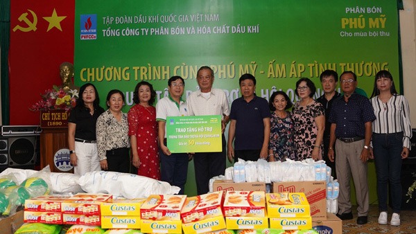 PVFCCo tặng quà Trung tâm bảo trợ xã hội Quảng Nam