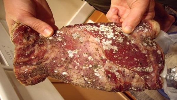 Chuyên gia chỉ cách nhận biết thịt bị nhiễm bẩn thế nào cho đúng