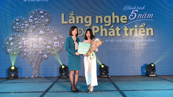 Viettel trao giải ‘Lắng nghe để phát triển’ năm 2018