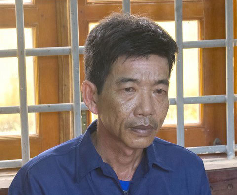 Bán 'cục thiên thạch' với giá 1 triệu USD rồi bỏ trốn