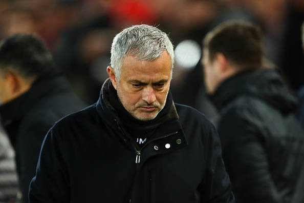 Lộ diện 4 cầu thủ ép MU sa thải Mourinho