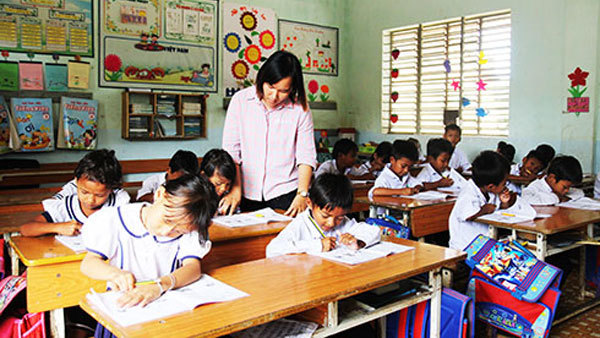 Tăng cường tiếng Việt cho 100% HS tiểu học dân tộc thiểu số