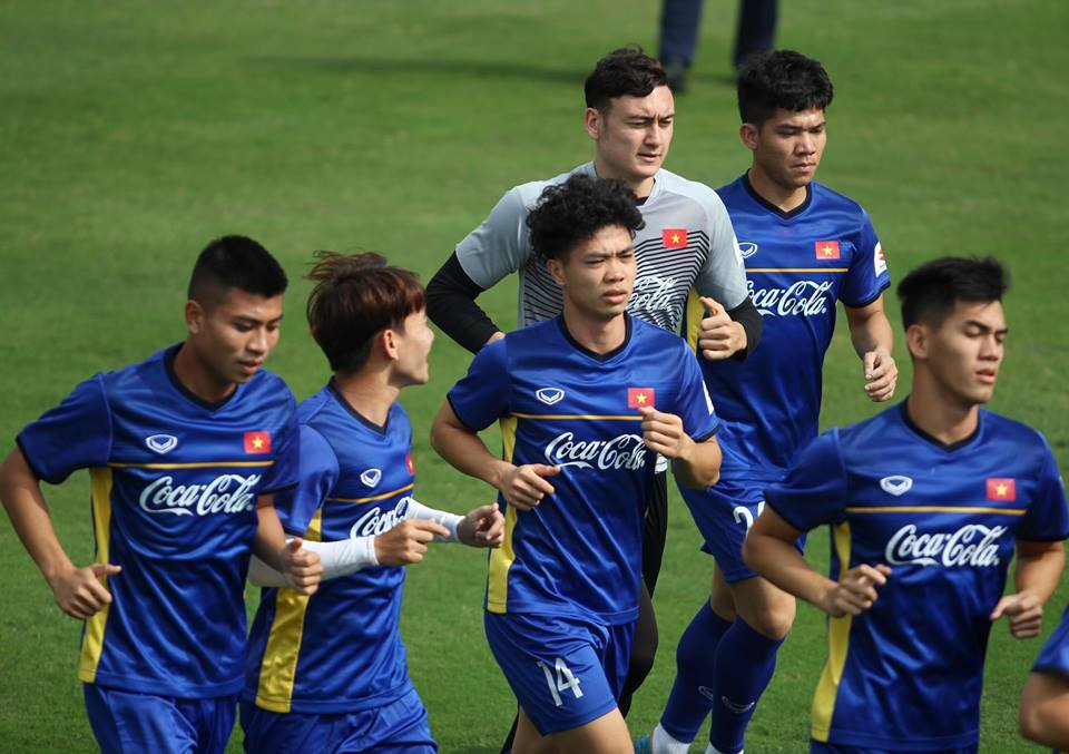 Công Phượng khoe tóc 