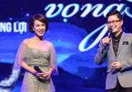 Uyên Linh 'tinh quái' với câu hỏi xoáy của MC Lê Anh ở show Vũ Thắng Lợi