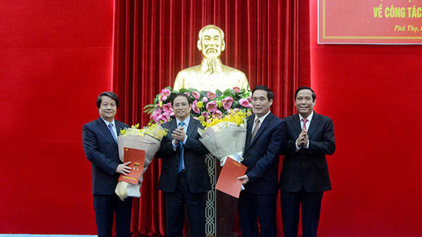 Triển khai quyết định của Bộ Chính trị về công tác cán bộ