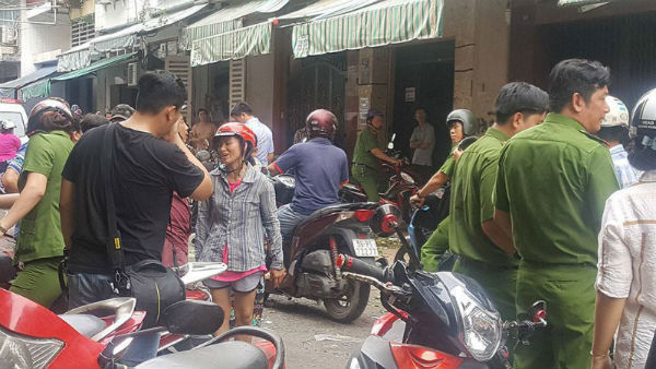 Người đàn ông tử vong bất thường khi công an bắt cờ bạc