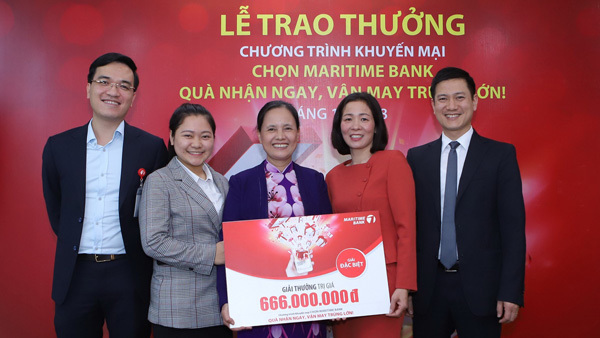 Khách hàng trúng thưởng 666 triệu đồng từ Maritime Bank