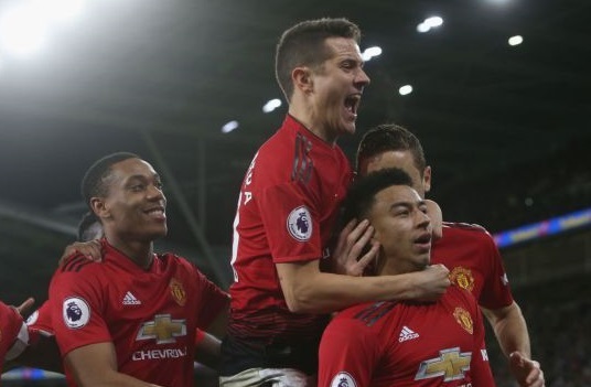 Solskjaer tuyên bố nóng về MU, Real đánh cược Hazard