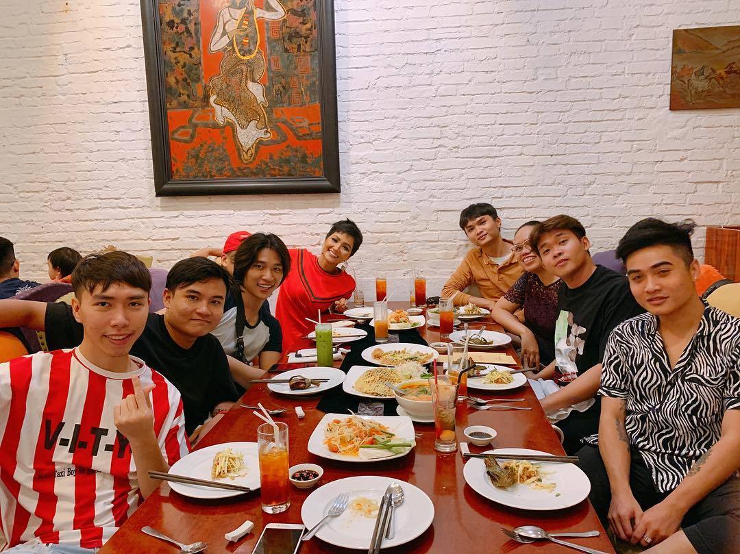 Sao Việt, Tin sao Việt, Tin tức sao Việt, sao Viet, Tin sao Viet, Tin tuc sao Viet