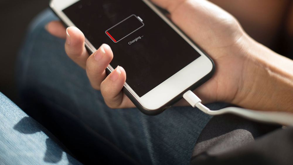 4 nguyên nhân khiến iPhone của bạn sạc lâu hơn