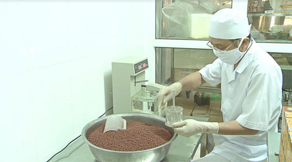 Lương y Phạm Trọng Hùng chia sẻ cách chữa bệnh xương khớp